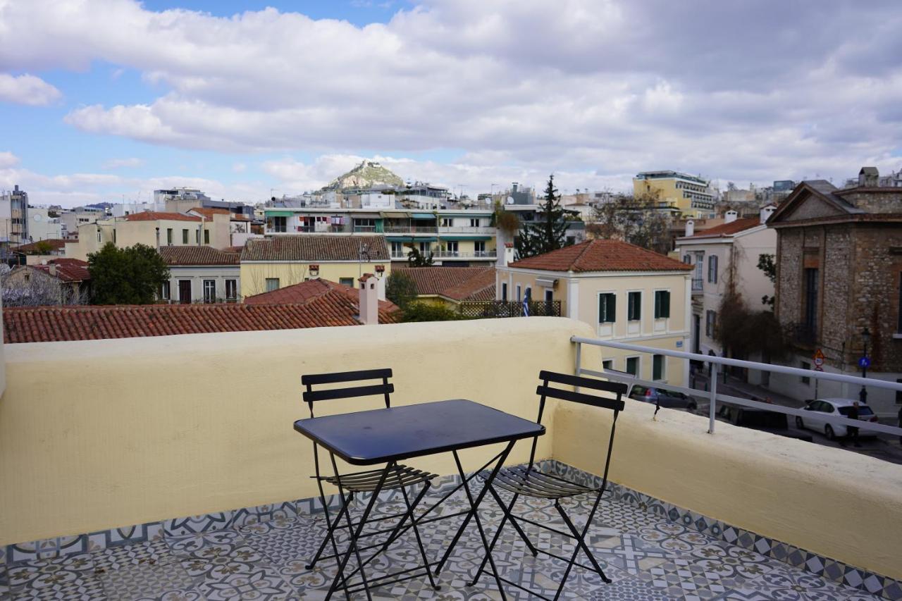 A Painter'S House In Plaka Apartment Athens Exterior photo