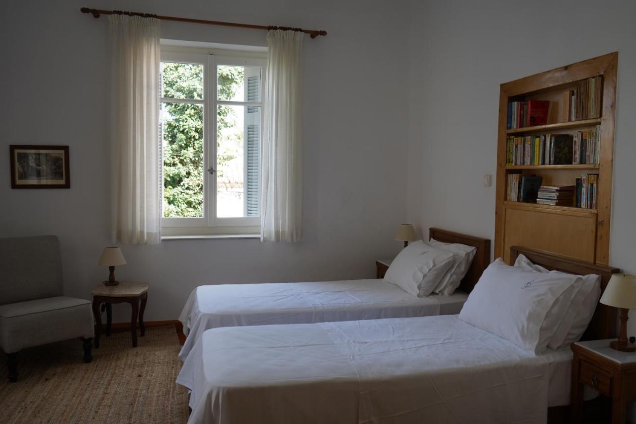 A Painter'S House In Plaka Apartment Athens Exterior photo